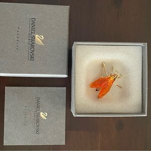 Swarovski Paradise Collection - Bee pin